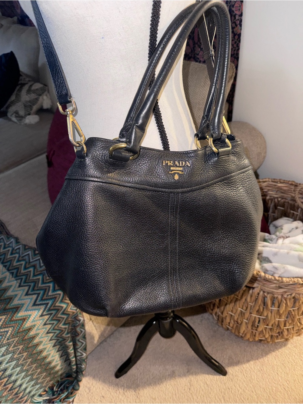 Prada Vitello Daino Leather Black Vitello with Gold Hardware - Picture 3 of 12